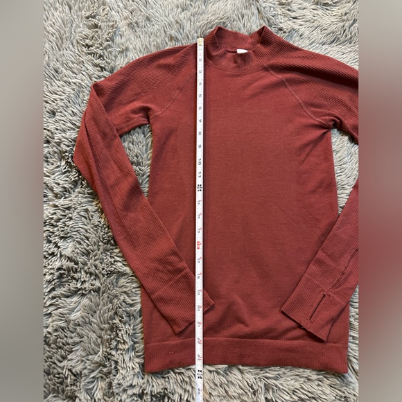 Lululemon Keep The Heat Thermal Long Sleeve Size Small - Picture 5 of 7